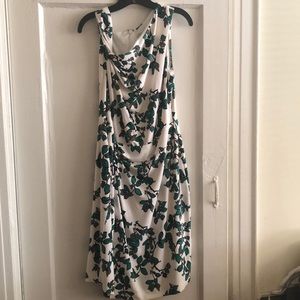 *Eva Mendes* floral leaf vine dress